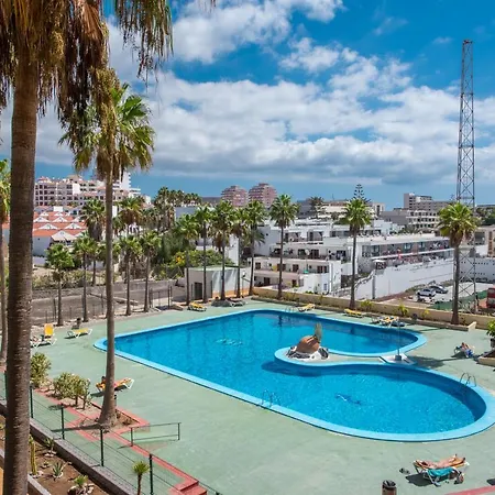 Apartmanhotel Y2f Pool View And Next To The Beach! Very Central!!! *